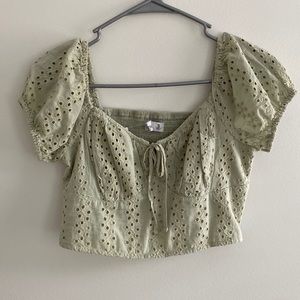 NWT HOLLISTER Crop Top